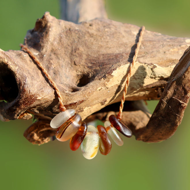 Collier Nomadin, Seeglas / Meerglas / Strandglas - Schmuck aus Strandgut