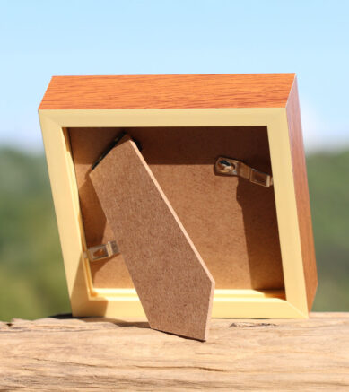 Bilderrahmen 3d, Rückseite