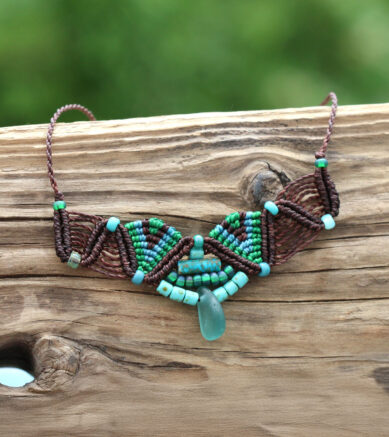 Ethno - Makramee - Schmuck mit Strandgut - Choker - Halskette
