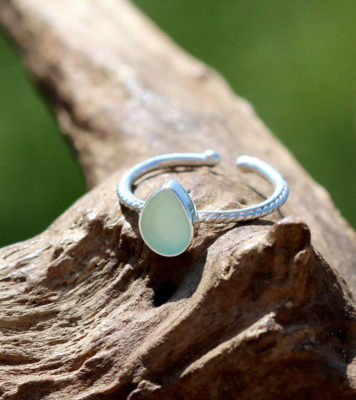 Schmuck aus Seeglas und 925 Sterling Silber, Ring Ocean Drop.
