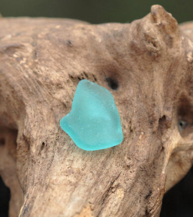 Strandscherbe / Seeglas in Türkis