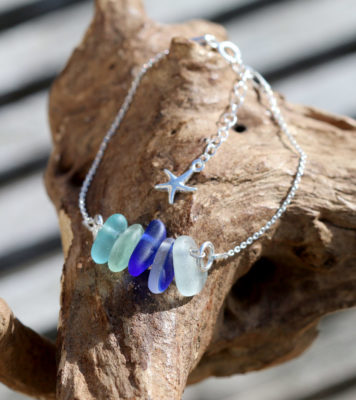 Zartes Armband mit Strandscherben und Seestern aus 925 Sterling Silber.