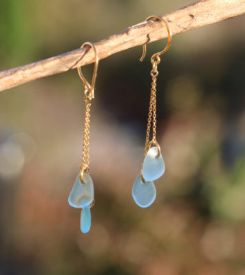 Ohrringe Meersesbrandung, Karen Hill Tribe Feinsilber, Gold, mit Seeglas / Meerglas / Strandglas